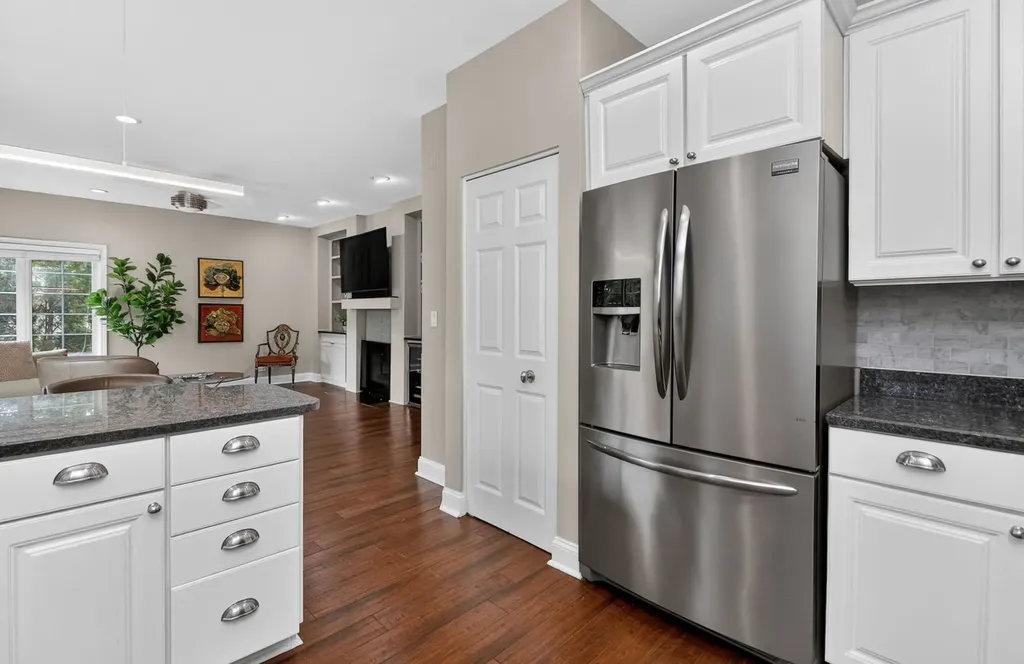 5131 Creek Drive Western Springs IL 60558