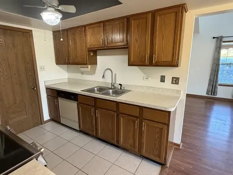 4007 193RD Street Country Club Hills IL 60478