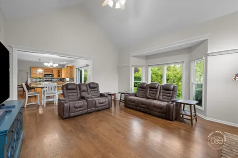 40W174 Jack London Street St. Charles IL 60175