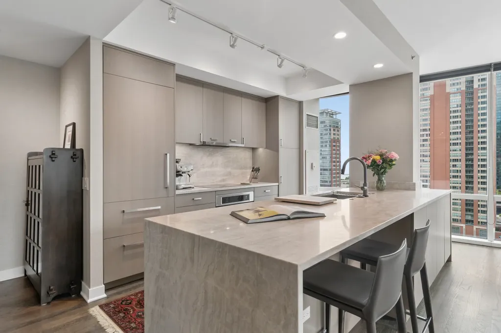 505 North Mcclurg Court Chicago IL 60611