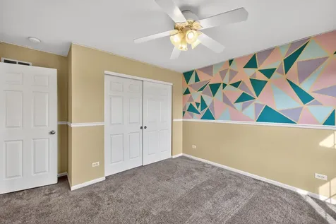 368 Kingsbury Drive Dekalb IL 60115
