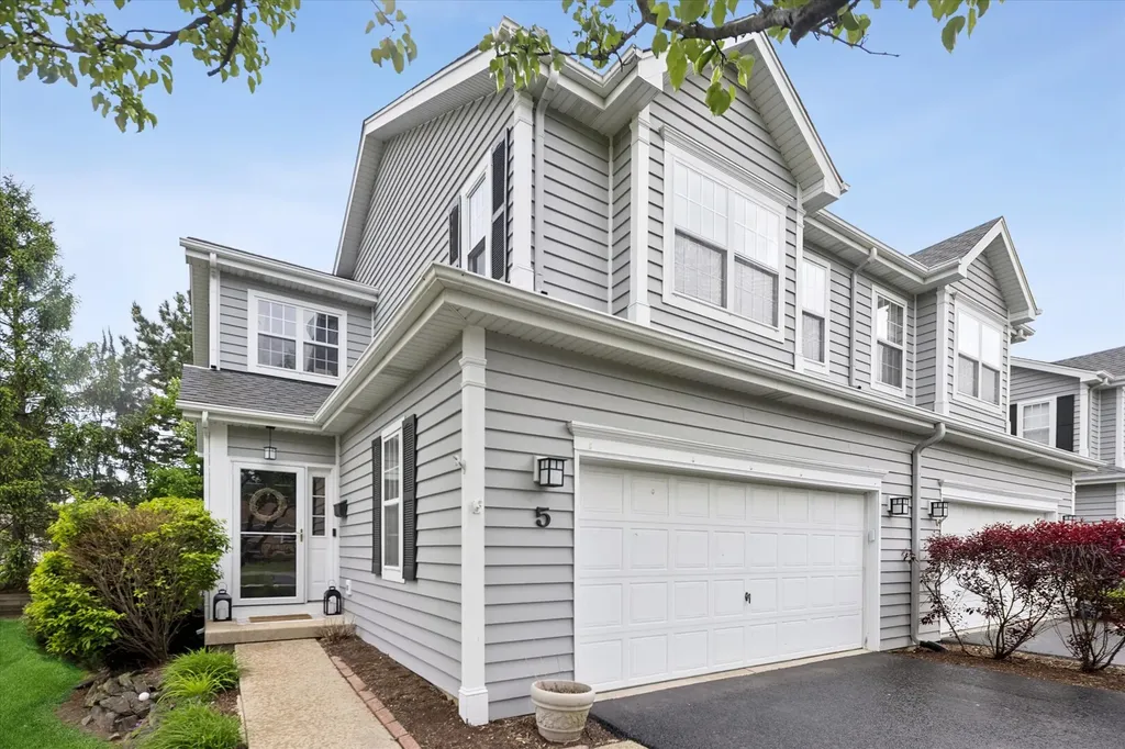 5 West Grove Street Lombard IL 60148