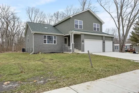 214 Columbus Road Streator IL 61364