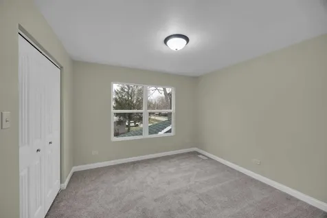 214 Columbus Road Streator IL 61364