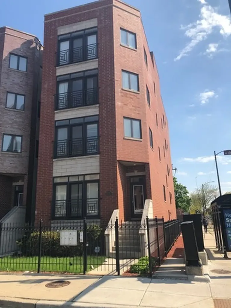 2355 West Harrison Street Chicago IL 60612