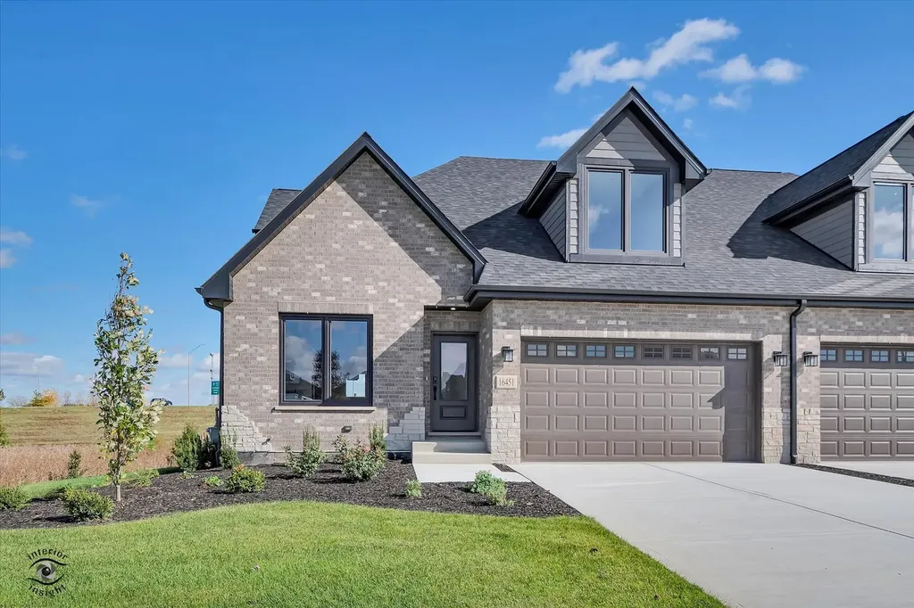 16441 Kayla Drive Lemont IL 60439