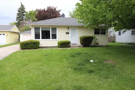 2702 Saint James Street Rolling Meadows IL 60008