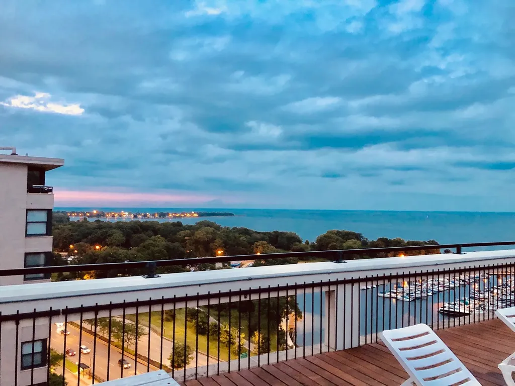3420 North Lake Shore Drive Chicago IL 60657