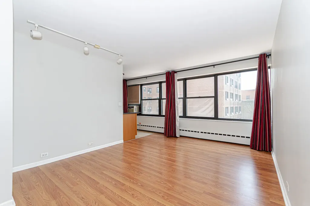 3420 North Lake Shore Drive Chicago IL 60657