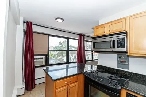 3420 North Lake Shore Drive Chicago IL 60657