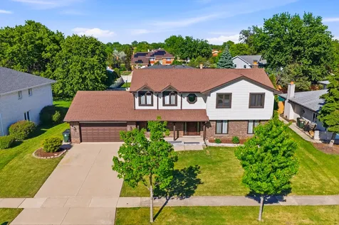 6723 Kingswood Road Willowbrook IL 60527
