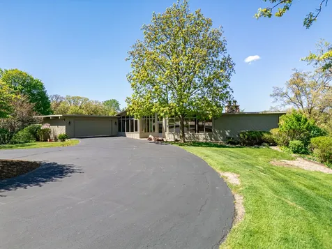 9737 Olas Lane Rockford IL 61114