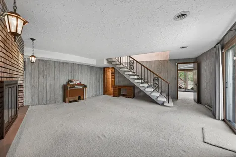 9737 Olas Lane Rockford IL 61114