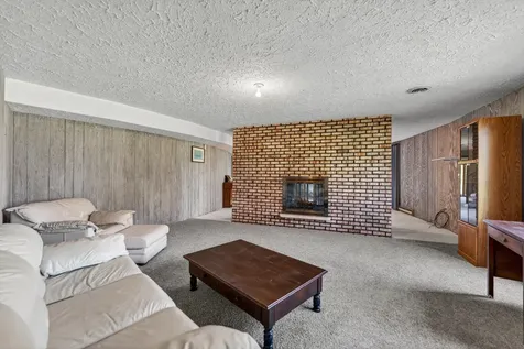 9737 Olas Lane Rockford IL 61114