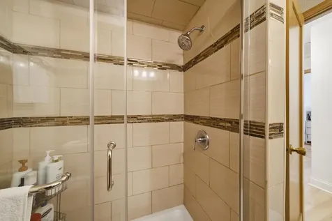 5815 West 87th Place Oak Lawn IL 60453