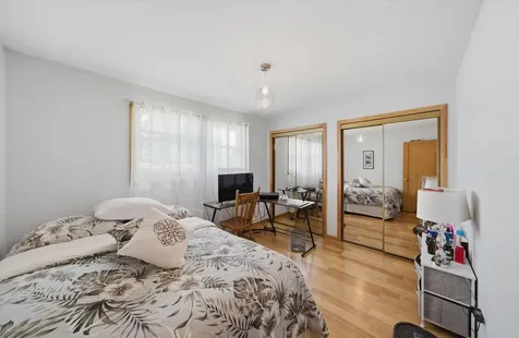 5815 West 87th Place Oak Lawn IL 60453