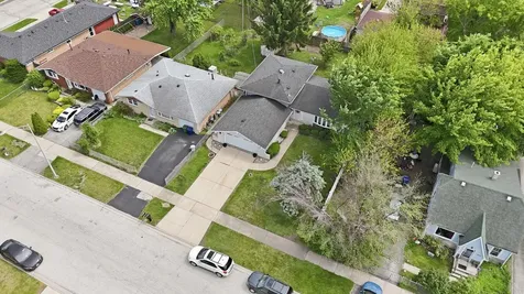 5815 West 87th Place Oak Lawn IL 60453