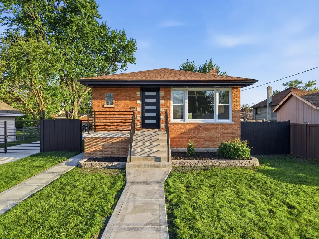 5733 West 83rd Place Burbank IL 60459