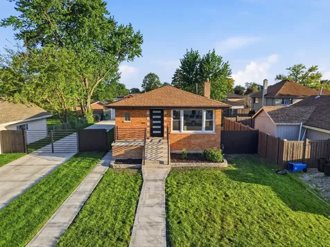 5733 West 83rd Place Burbank IL 60459