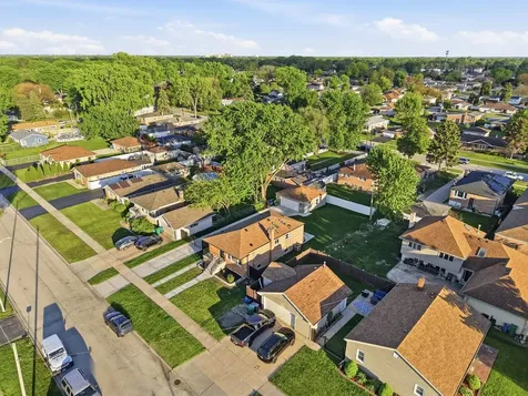 5733 West 83rd Place Burbank IL 60459