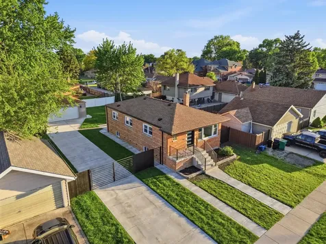 5733 West 83rd Place Burbank IL 60459