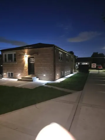 5733 West 83rd Place Burbank IL 60459