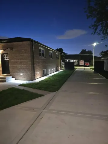 5733 West 83rd Place Burbank IL 60459