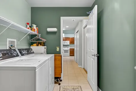 638 Handel Lane Woodstock IL 60098