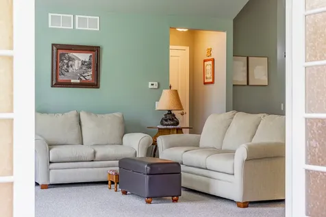 638 Handel Lane Woodstock IL 60098