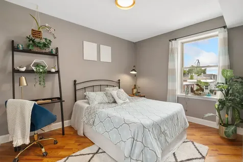 3916 West Cortland Street Chicago IL 60647
