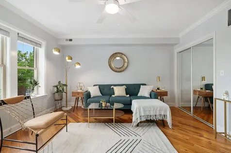 3916 West Cortland Street Chicago IL 60647