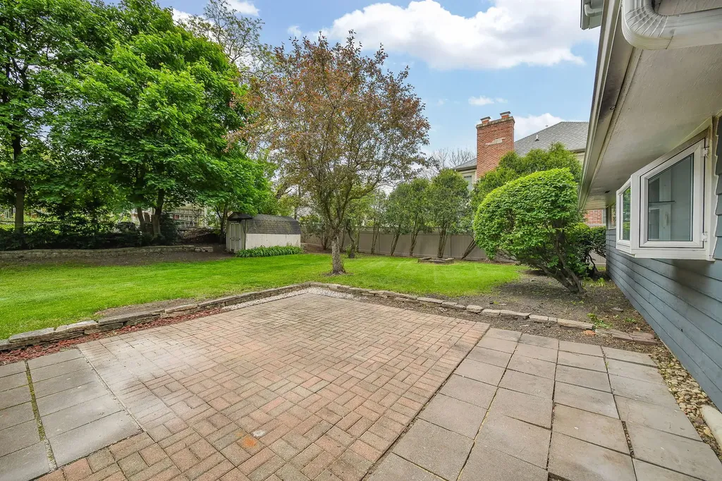 532 Ranch Road Wheaton IL 60187
