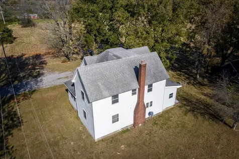 17064 Old Frankfort Road Johnston City IL 62951