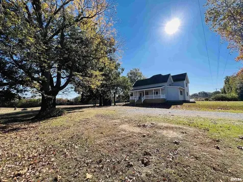 17064 Old Frankfort Road Johnston City IL 62951