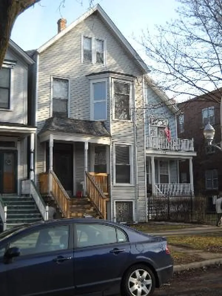 1116 West Wellington Avenue Chicago IL 60657