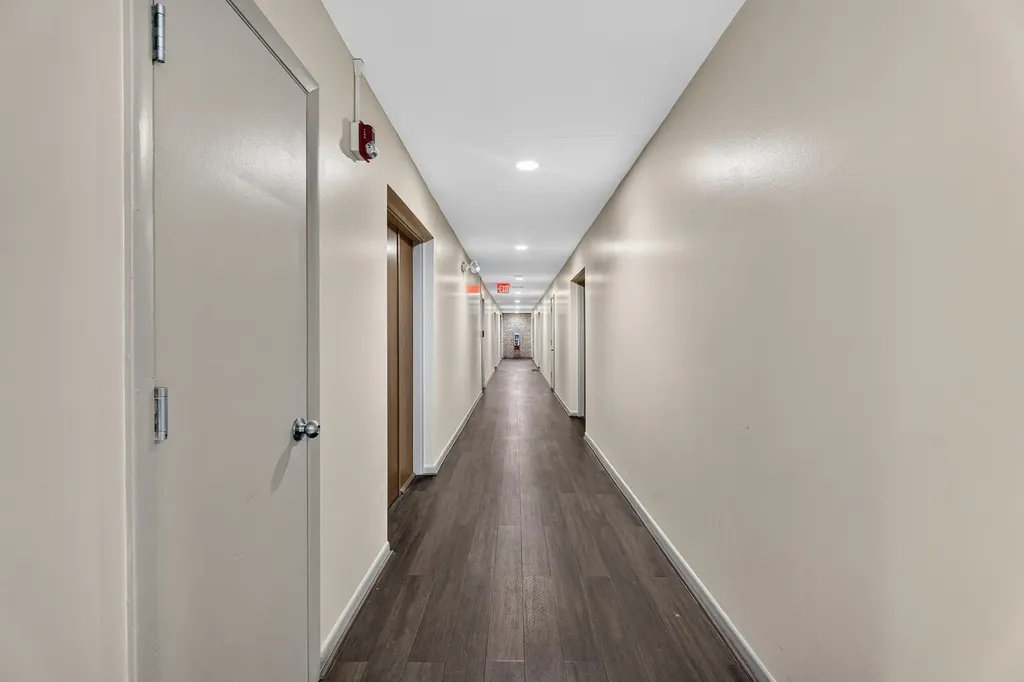 5900 Oakwood Drive Lisle IL 60532