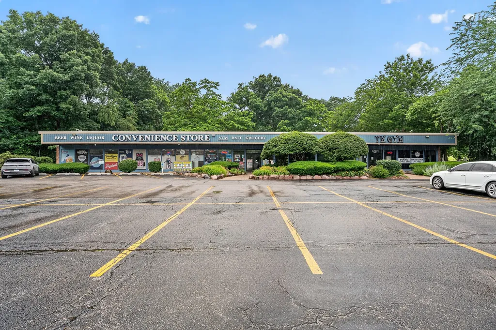 5900 Oakwood Drive Lisle IL 60532