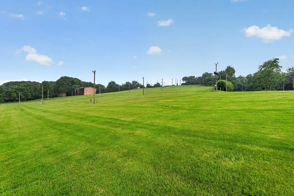 5900 Oakwood Drive Lisle IL 60532