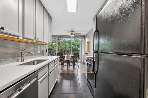 5900 Oakwood Drive Lisle IL 60532