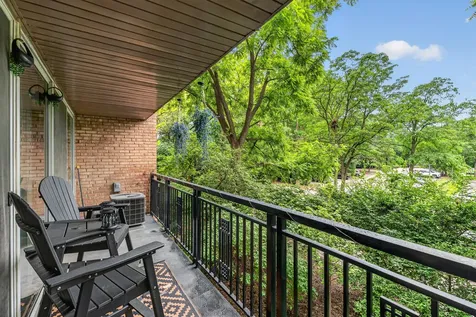 5900 Oakwood Drive Lisle IL 60532