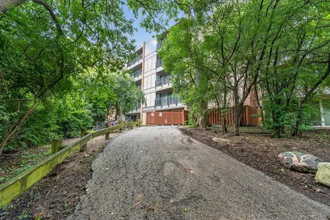 5900 Oakwood Drive Lisle IL 60532