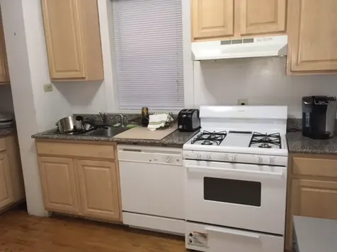 3632 North Hermitage Avenue Chicago IL 60613