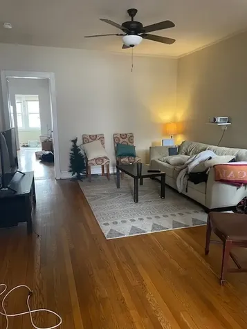 3632 North Hermitage Avenue Chicago IL 60613