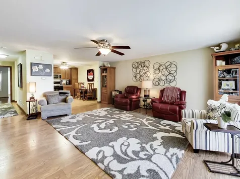 5311 Glenbrook Trail Mchenry IL 60050