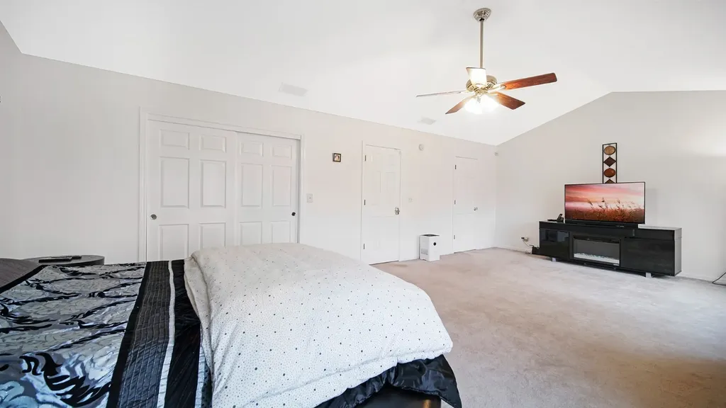 3124 Crystal Rock Road Naperville IL 60564