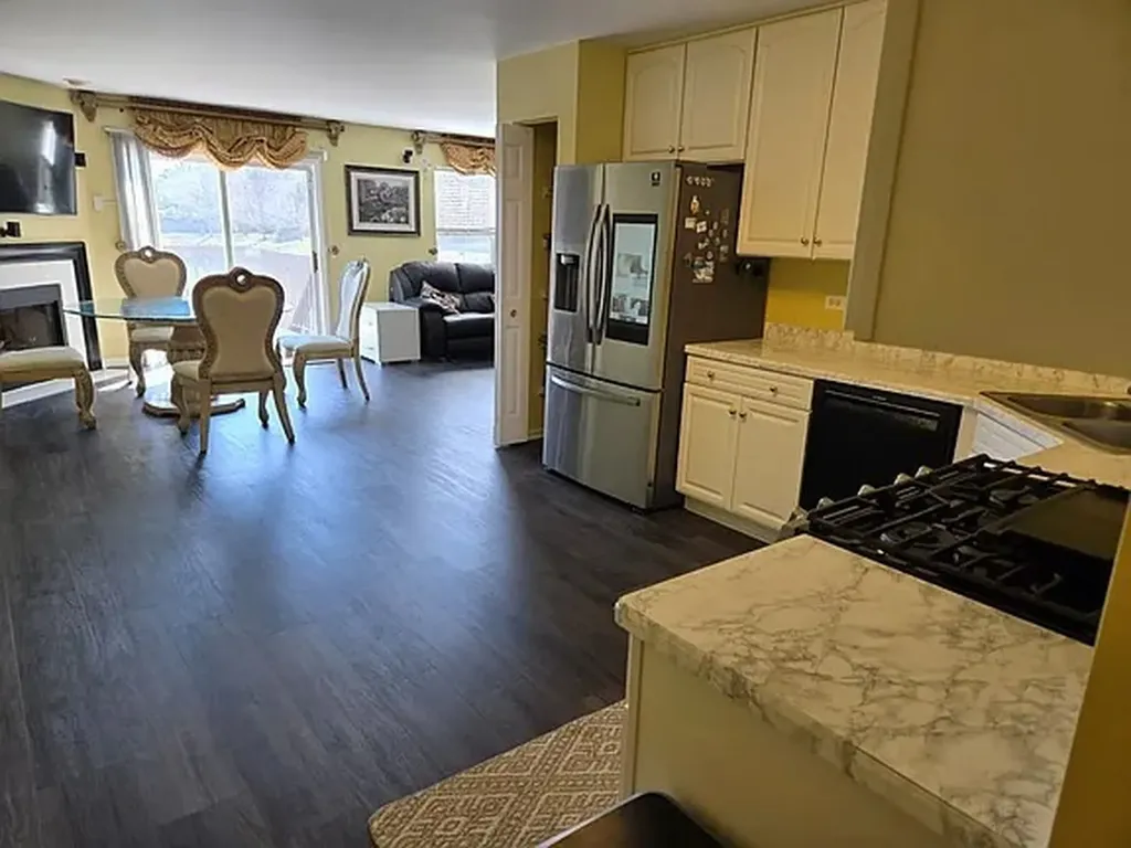 3124 Crystal Rock Road Naperville IL 60564