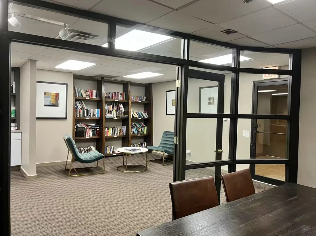 5320 North Sheridan Road Chicago IL 60640