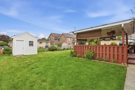 1308 East Thayer Street Mount Prospect IL 60056
