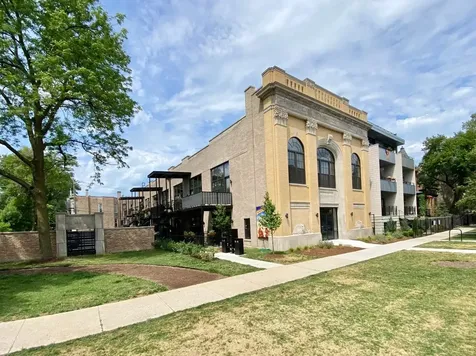 3228 West Palmer Street Chicago IL 60647