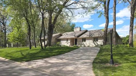 39W526 Lori Lane Elgin IL 60124